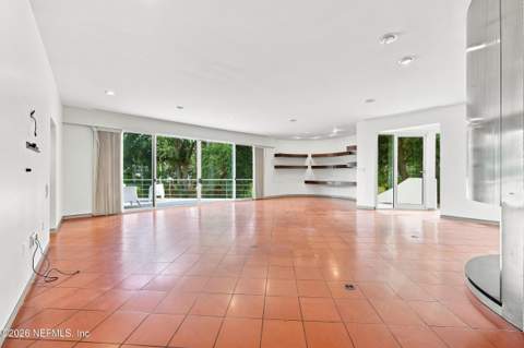 715 Rio Lindo Drive, Jacksonville FL - photo 9 of 74