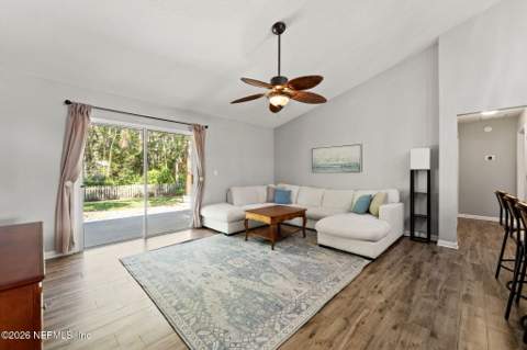 2500 Cedar Trace Drive, Jacksonville FL - photo 16 of 40