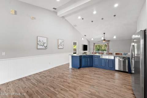 2500 Cedar Trace Drive, Jacksonville FL - photo 10 of 40