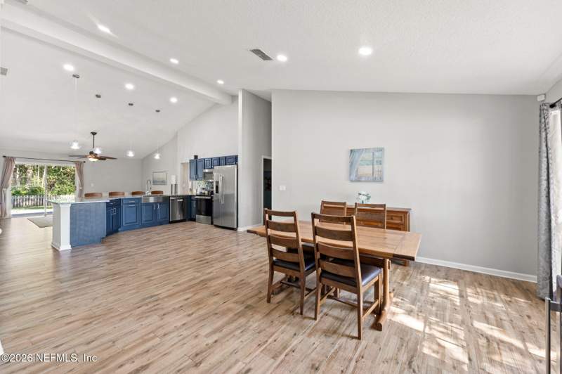 3 bedroom Single Family Residence at 2500 Cedar Trace Drive, Windsor Chase, Jacksonville — photo 5