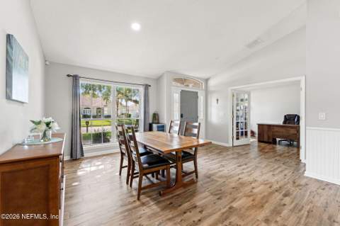 2500 Cedar Trace Drive, Jacksonville FL - photo 7 of 40