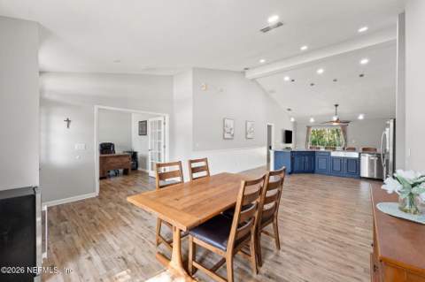 2500 Cedar Trace Drive, Jacksonville FL - photo 6 of 40