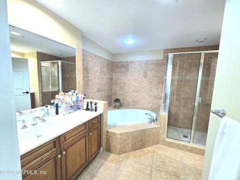 1478 Riverplace Boulevard #202, Jacksonville FL - photo 15 of 39