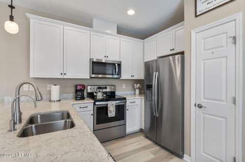 15137 Rain Lily Street, Jacksonville FL - photo 13 of 46