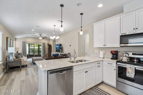 15137 Rain Lily Street, Jacksonville FL - photo 15 of 46
