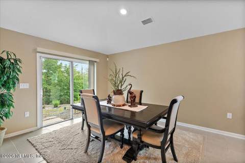 1327 Panther Lake Parkway, Jacksonville FL - photo 6 of 26