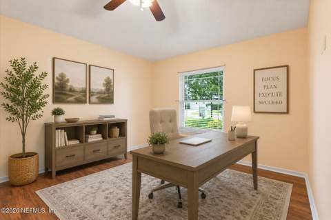 7366 Hawks Cliff Drive, Jacksonville FL - photo 7 of 40