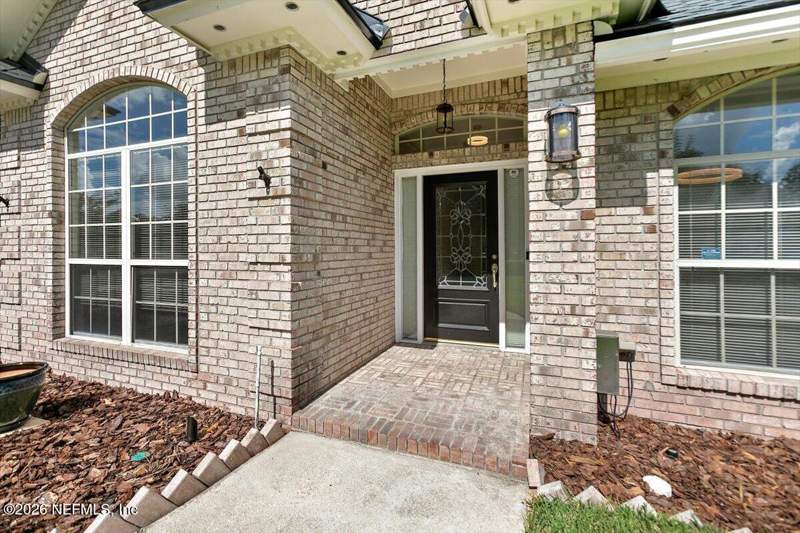 3 bedroom Single Family Residence at 4624 Confederate Oaks Drive, Confederate Oaks, Jacksonville — photo 2