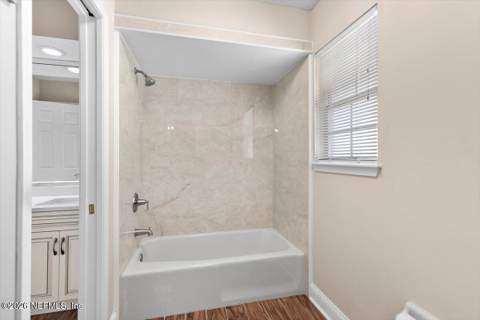 4624 Confederate Oaks Drive, Jacksonville FL - photo 19 of 27