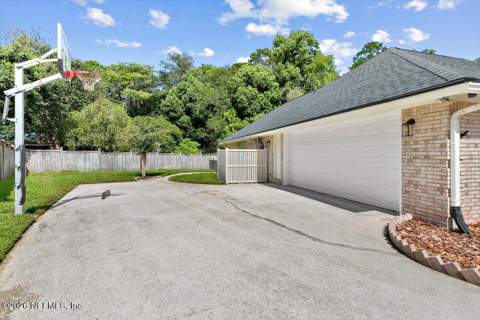 4624 Confederate Oaks Drive, Jacksonville FL - photo 23 of 27
