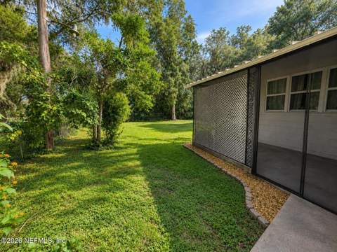 423 Holiday Drive, Interlachen FL - photo 13 of 20