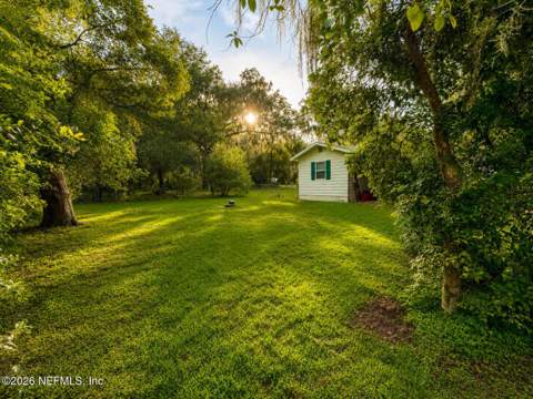423 Holiday Drive, Interlachen FL - photo 17 of 20