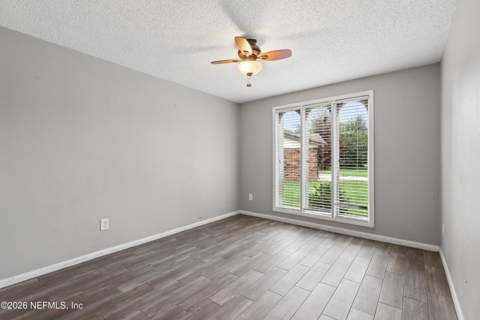 4186 Foxford Court, Jacksonville FL - photo 19 of 41