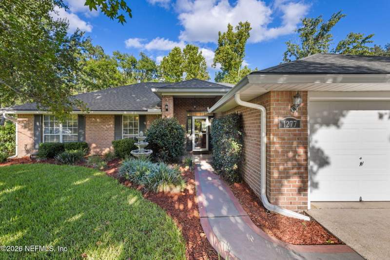 3 bedroom Single Family Residence at 1277 McGirts Creek Drive, Creekside Oaks, Jacksonville — photo 2