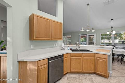 1277 McGirts Creek Drive, Jacksonville FL - photo 12 of 50