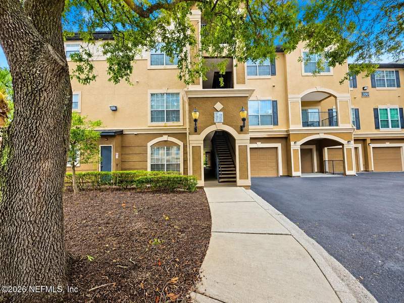2 bedroom Condominium at 10961 Burnt Mill Road #1138, Reserve At James Island Lc, Jacksonville — photo 3