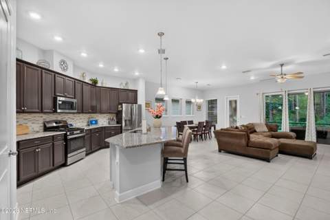 208 Pioneer Village Drive, Ponte Vedra FL - photo 12 of 56