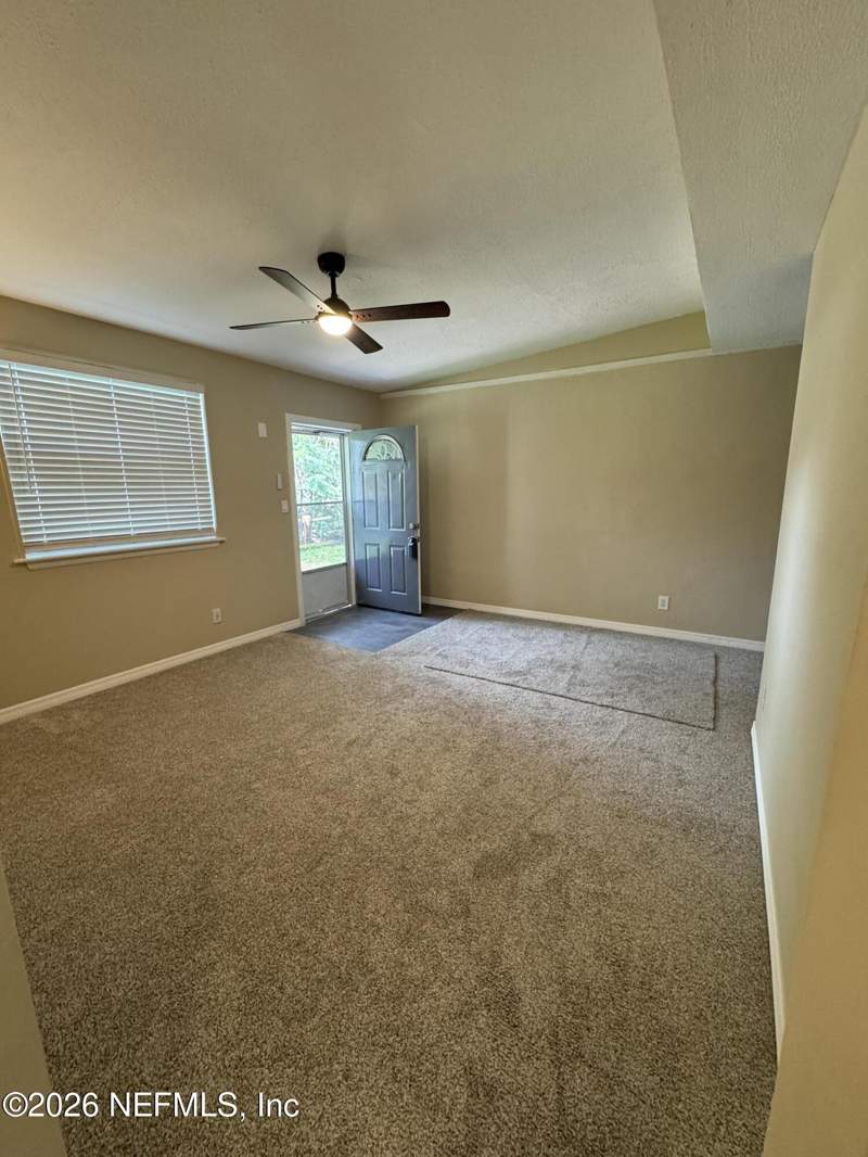 3 bedroom Single Family Residence at 1240 S Briarcliff Road, Highlands, Jacksonville — photo 4