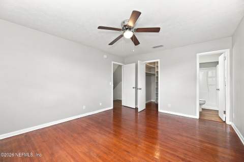 6015 Caprice Drive, Jacksonville FL - photo 12 of 22