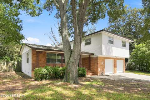 6015 Caprice Drive, Jacksonville FL - photo 20 of 22