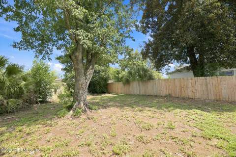6015 Caprice Drive, Jacksonville FL - photo 22 of 22