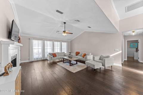 7030 St Augustine Road, Jacksonville FL - photo 9 of 57