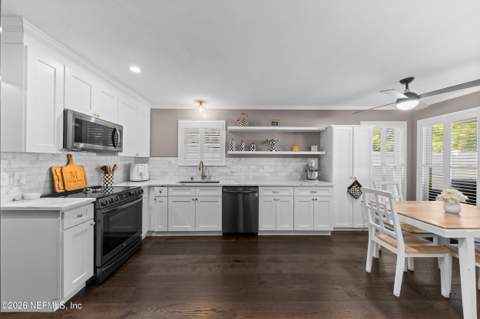 7030 St Augustine Road, Jacksonville FL - photo 14 of 57