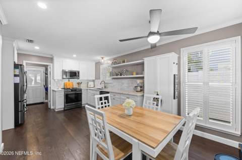 7030 St Augustine Road, Jacksonville FL - photo 19 of 57