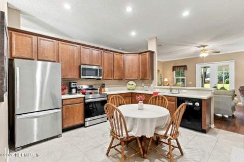 11658 Marsh Elder Drive, Jacksonville FL - photo 16 of 38