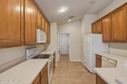 9233 Rosewater Lane, Jacksonville FL - photo 19 of 47