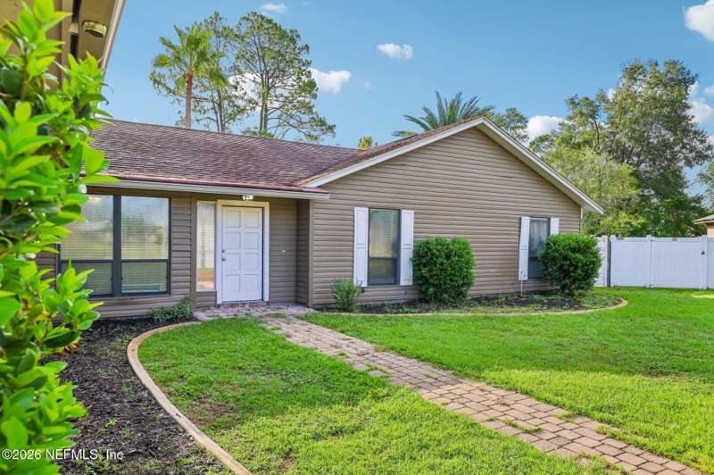3 bedroom Single Family Residence at 821 Basswood Court, Ridgecrest, Orange Park — photo 4