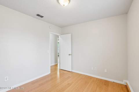 821 Basswood Court, Orange Park FL - photo 21 of 37