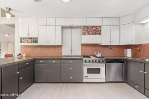 1685 Santander Street, St. Augustine FL - photo 10 of 48