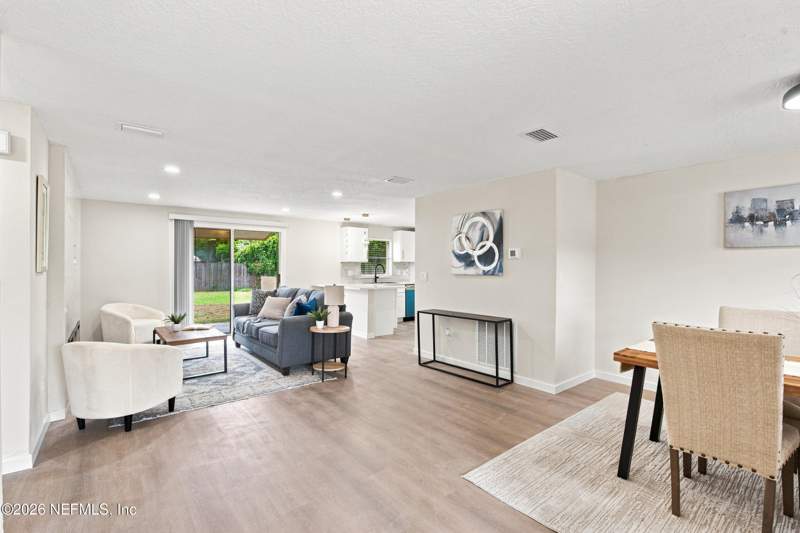 4 bedroom Single Family Residence at 4526 Clam Shell Drive, Biscayne Terrace, Jacksonville — photo 4