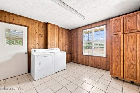 11708 Lem Turner Road, Jacksonville FL - photo 11 of 20