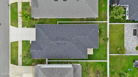 13559 Holsinger Boulevard, Jacksonville FL - photo 9 of 44