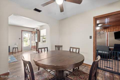 6016 Holly Bay Court, Jacksonville FL - photo 14 of 38