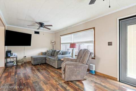 6016 Holly Bay Court, Jacksonville FL - photo 18 of 38