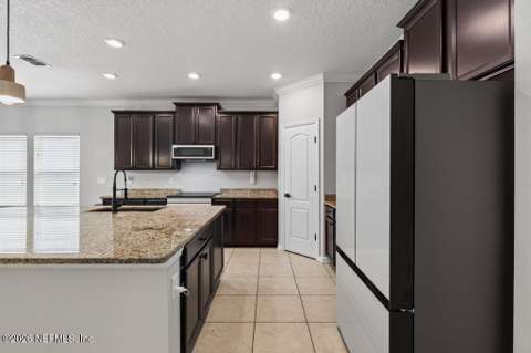 15714 Tisons Bluff Road, Jacksonville FL - photo 11 of 31