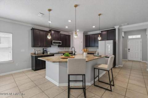 15714 Tisons Bluff Road, Jacksonville FL - photo 12 of 31