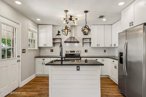 1075 Nelson Street, Jacksonville FL - photo 22 of 45