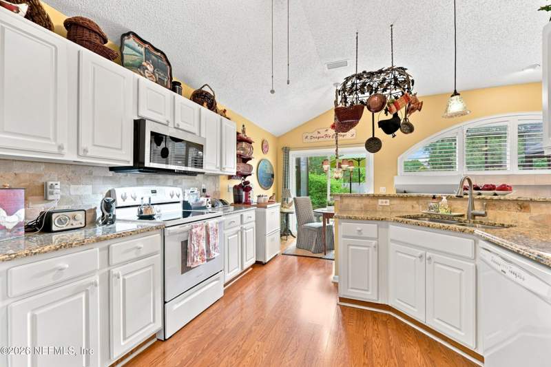 3 bedroom Single Family Residence at 1623 Highland View Court, Eagle Harbor, Fleming Island — photo 3