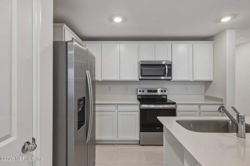 3 bedroom Townhouse at 10112 Whistling Pine Court, Normandy Pines Townhomes, Jacksonville — photo 5