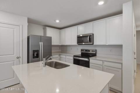 10112 Whistling Pine Court, Jacksonville FL - photo 7 of 27