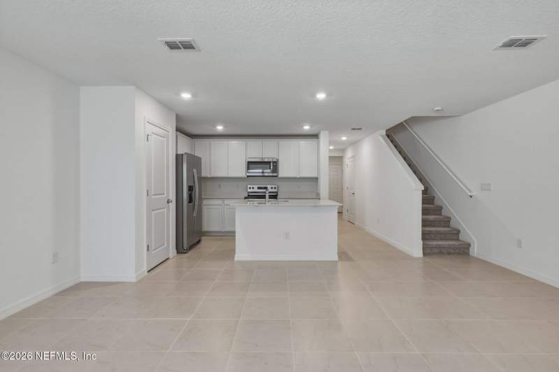 3 bedroom Townhouse at 10112 Whistling Pine Court, Normandy Pines Townhomes, Jacksonville — photo 4
