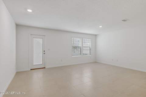10112 Whistling Pine Court, Jacksonville FL - photo 12 of 27