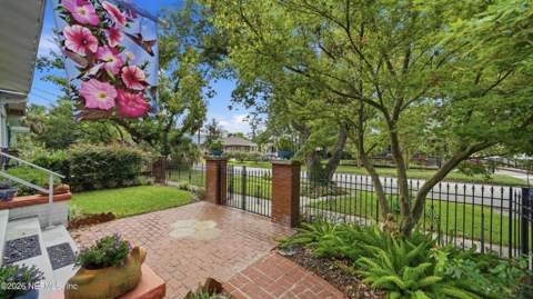 2131 Post Street, Jacksonville FL - photo 6 of 90