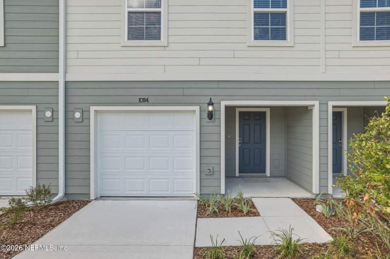 3 bedroom Townhouse at 10114 Whistling Pine Court, Normandy Pines Townhomes, Jacksonville — photo 2