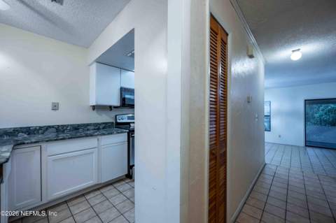 5568 La Moya Avenue #5, Jacksonville FL - photo 7 of 43