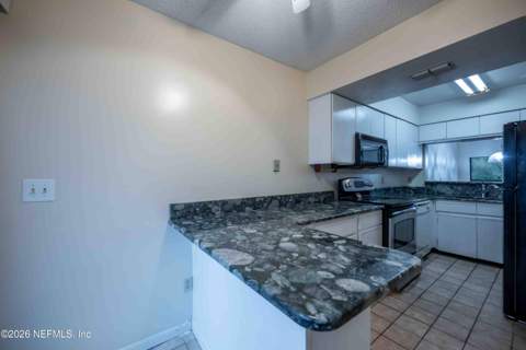 5568 La Moya Avenue #5, Jacksonville FL - photo 9 of 43